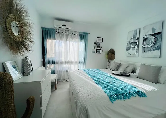 Fantastic Sea View Near Puerto Banus *